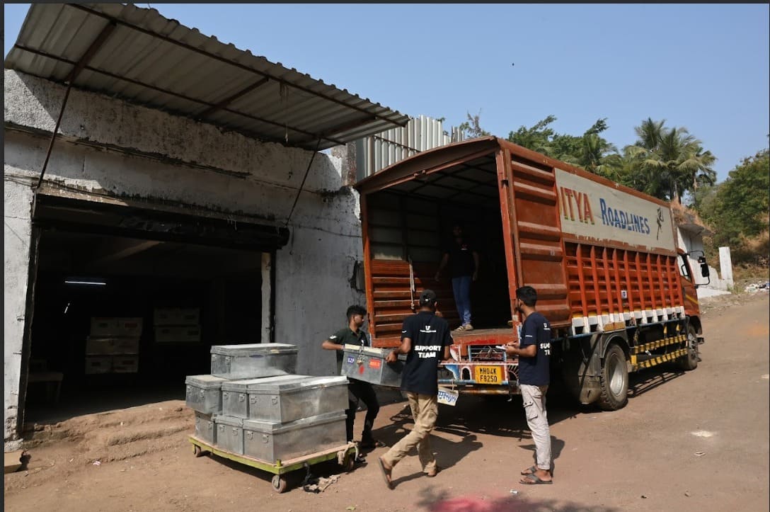 Seamless Logistics & Handling