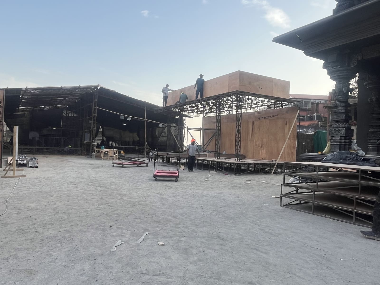 Stage & Set Management Area